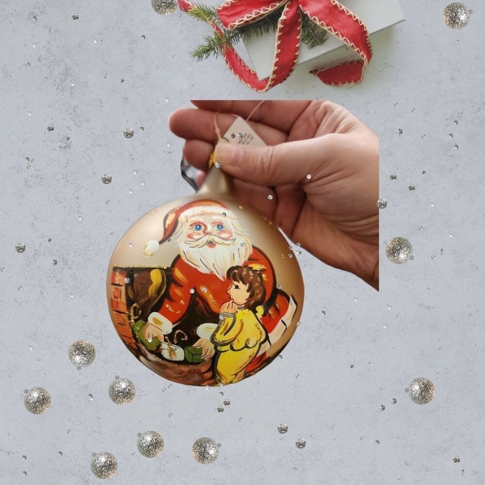 Trimsetter by Dillards Christmas Ornament Santa Glass Made in Italy